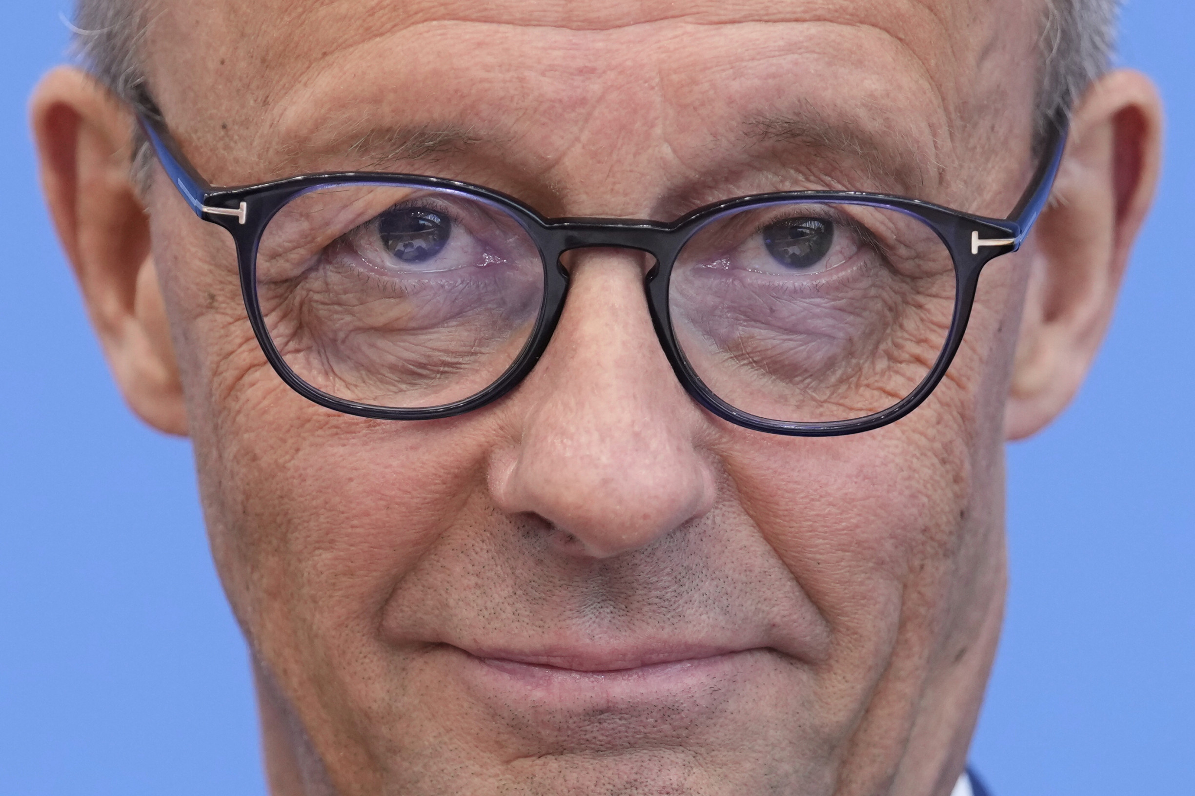 Svetový newsfilter: Merz hovorí vážne slová o&nbsp;ruskej hrozbe a&nbsp;my by sme ho mali počúvať