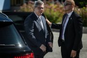 Ekonomický newsfilter: Vláda otvorila dvere podvodníkom, varujú odborníci
