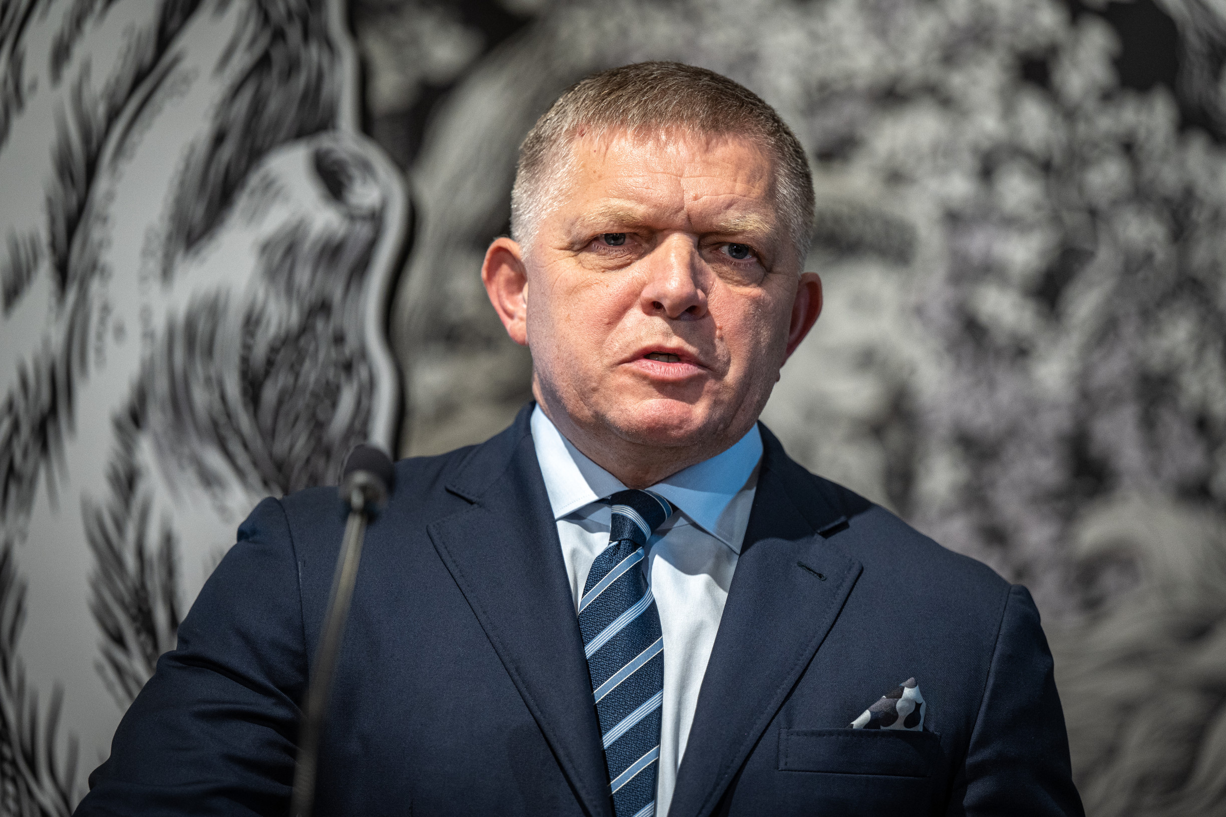 Fico sa po školskom incidente vracia do Popradu. Diskutovať so študentmi však bude na úrade