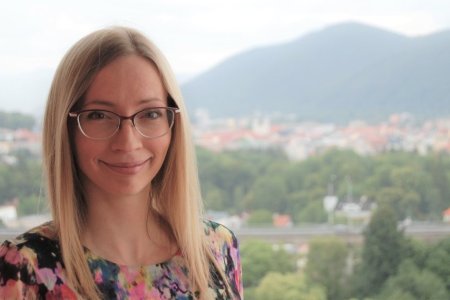 Politici používajú kvír ľudí ako mocenskú zbraň, prehlbujú tým ich stres a pocit neprijatia, hovorí psychologička