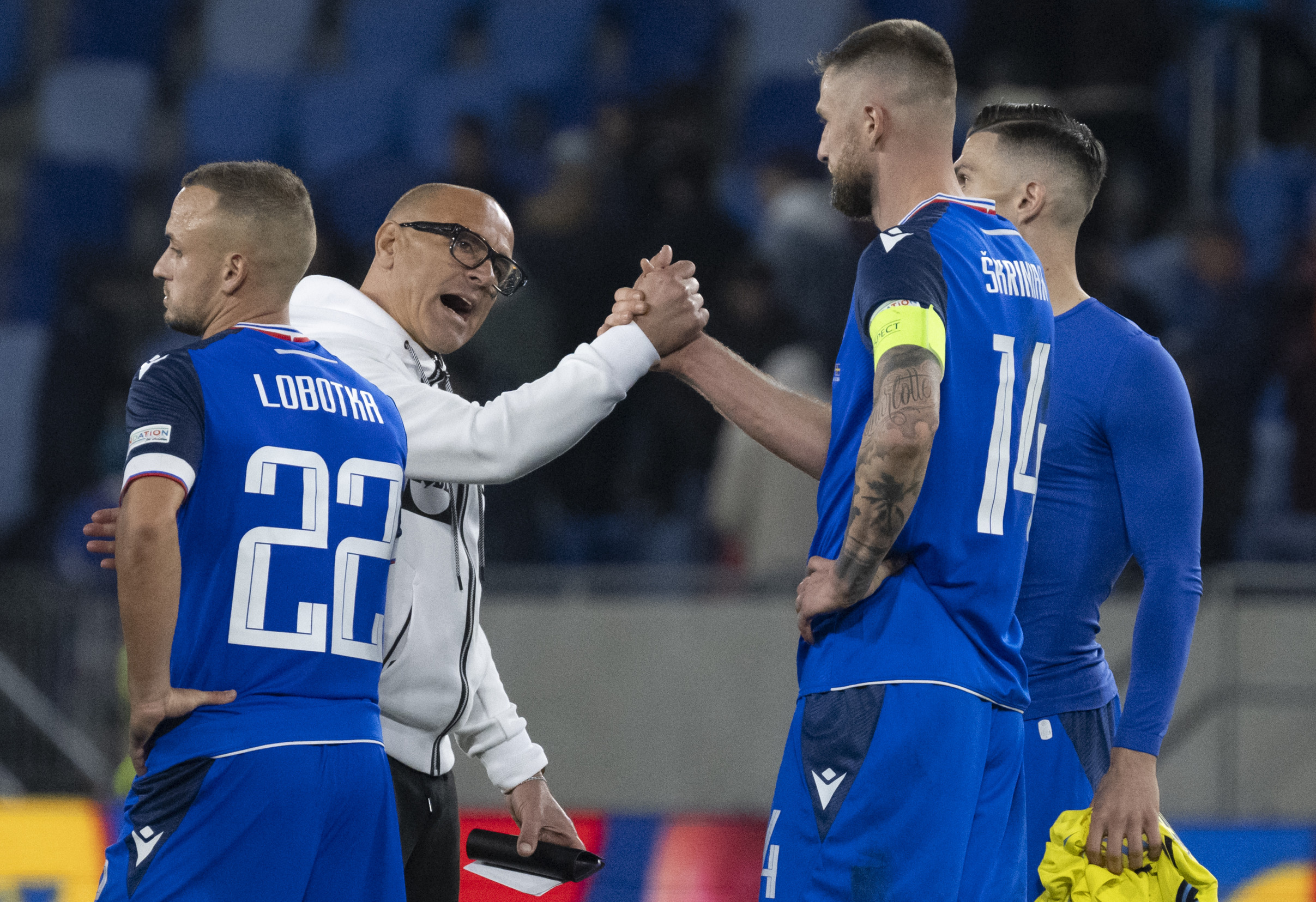 Myšlienky Calzonu a&nbsp;8 reprezentantov: Nemecko sú spomienky, favoriti ešte len budeme a&nbsp;je iné pred súpermi utekať, ako ich naháňať