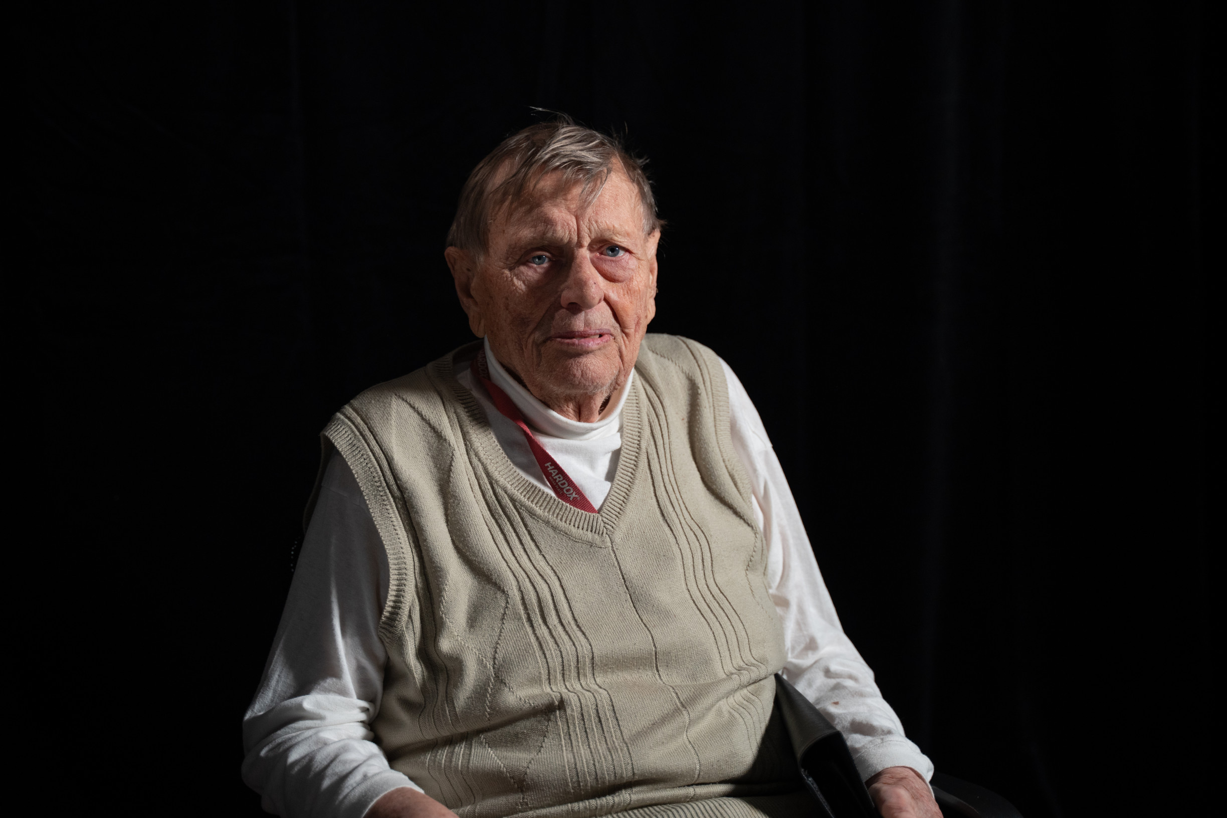 Po Viedenskej arbitráži v&nbsp;roku 1938 pripadli južné časti Slovenska Maďarsku. Obyvatelia dostali hodinu na zbalenie a museli odísť