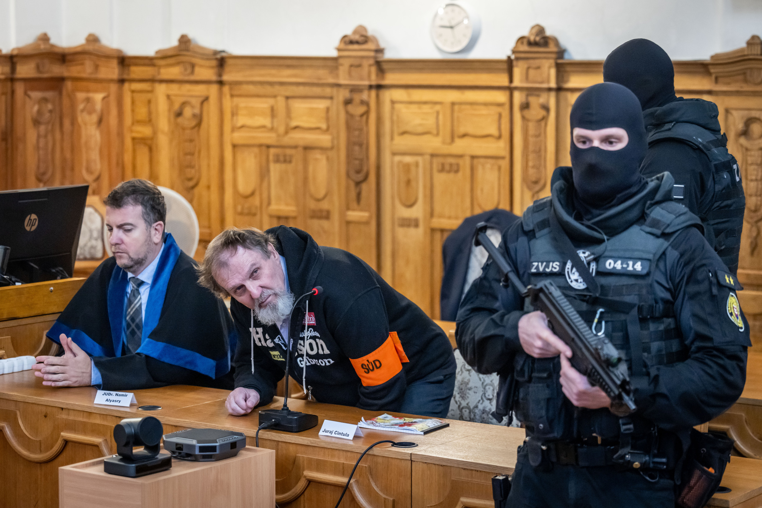 Newsfilter: Odsúdili atentátnika, v&nbsp;koalícii stále vidia sprisahanie