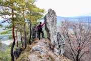 Hiking Basecamp: Skryté krásy Strážovských vrchov – bralá, jaskyne, vyhliadky a skalné okná