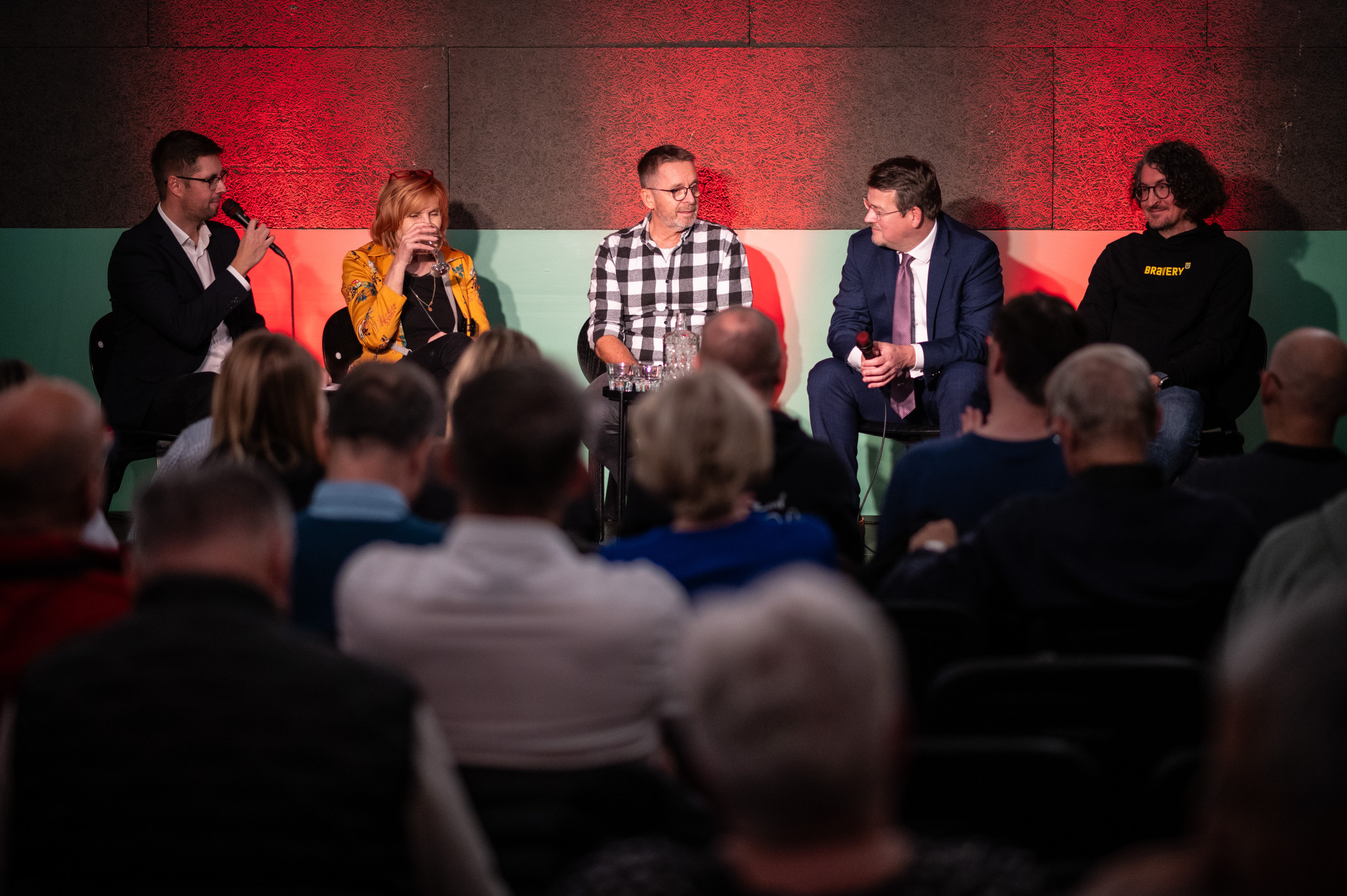 Mikloš, Procházková, Tóda, Ondrejcsák: Trump je zámerne nepredvídateľný, ale čo sa predvídať dá, je jeho rešpekt k&nbsp;diktátorom