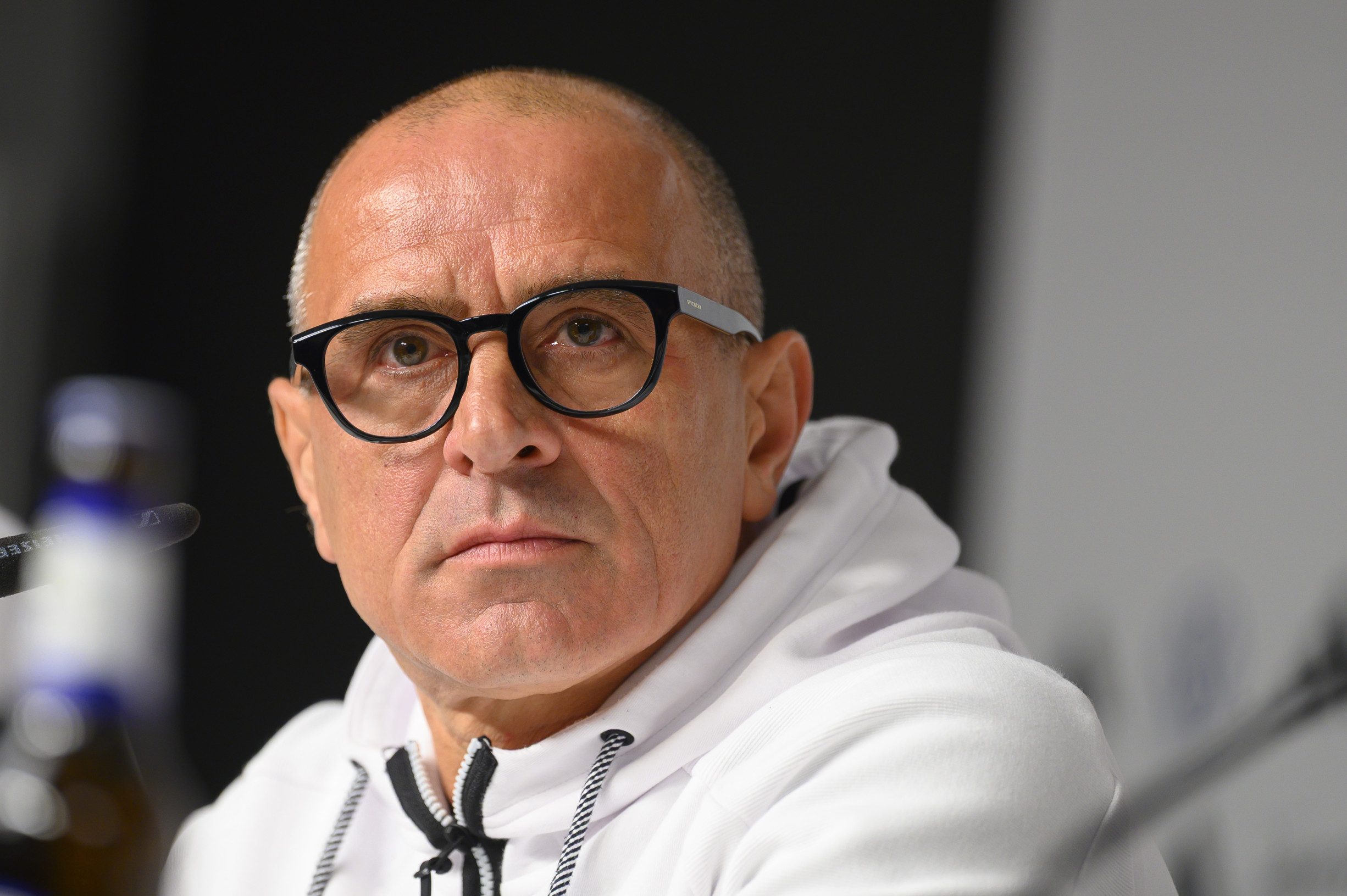 V Lipsku protestovali tisícky fanúšikov. Slováci Nemcov nezaujímali a Calzona vravel, že hlava musí poraziť telo