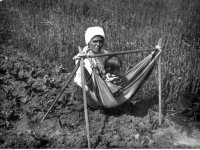 Lemkovská žena (1935). Foto -  Narodowe Archiwum Cyfrowe