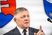 Fico sa pustil do PS pre Benešove dekréty. Progresívci kritizujú hystériu vlády