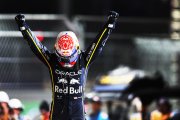 Diskvalifikácia McLarenu dáva Verstappenovi reálnu šancu na obhajobu titulu. Blíži sa návrat Hornera?