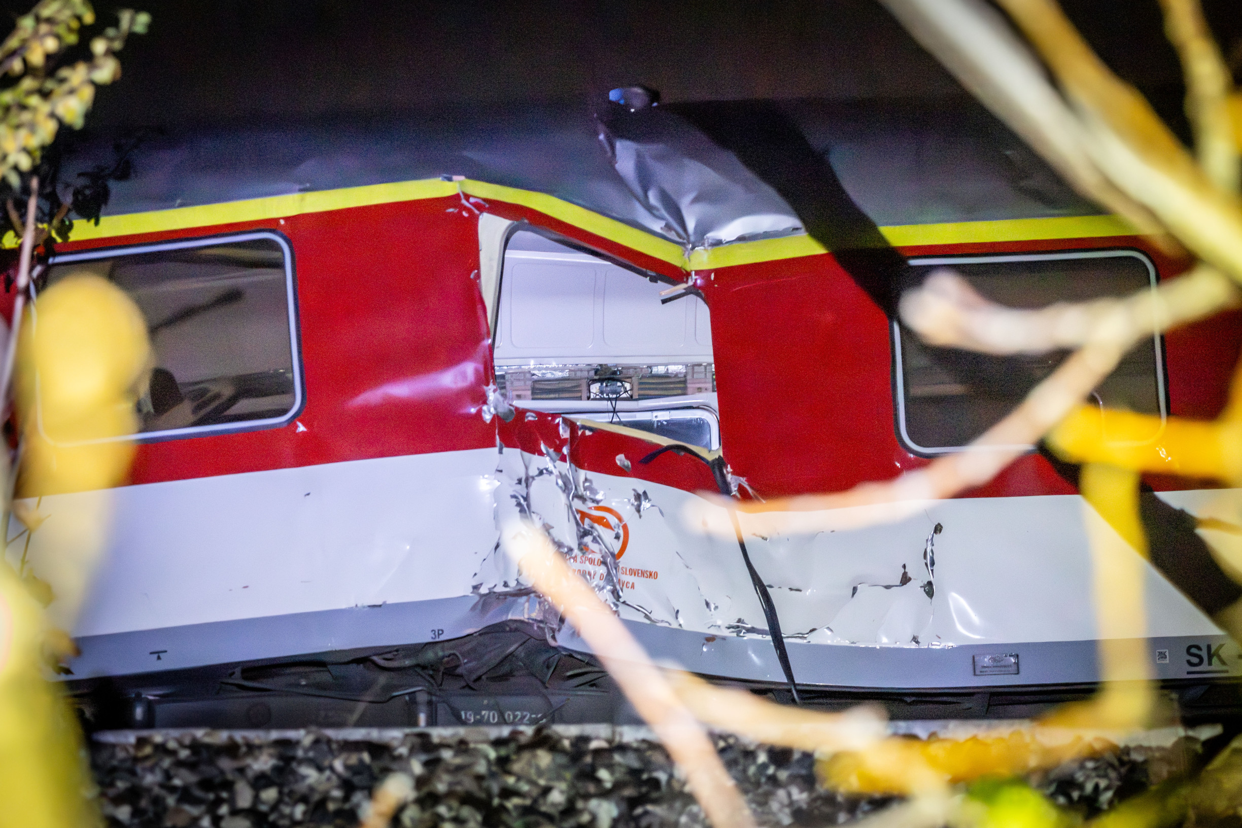 Dva vlaky sa pri Bratislave takmer zrazili už v&nbsp;piatok. Do ZSSK nastúpil nový manažment