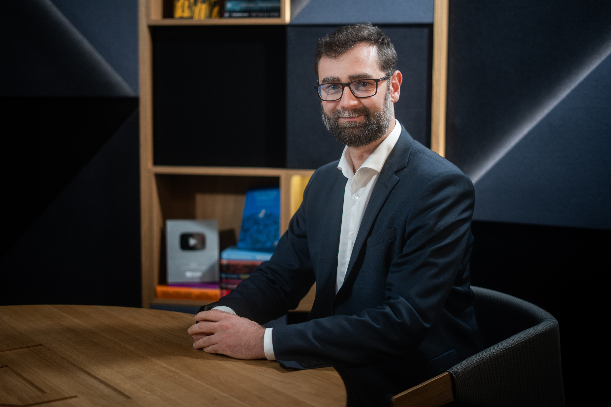 Primátor Nitry Hattas: Chce to odvahu ozvať sa proti Gašparovcom