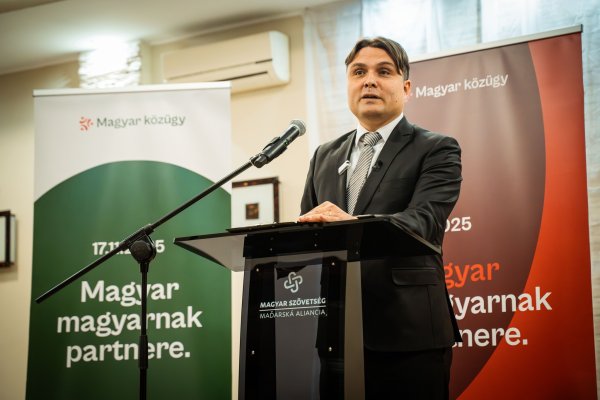 Maďarská aliancia vidí nový priestor na spoluprácu s&nbsp;PS. Na sobotňajšom sneme chce meniť stanovy