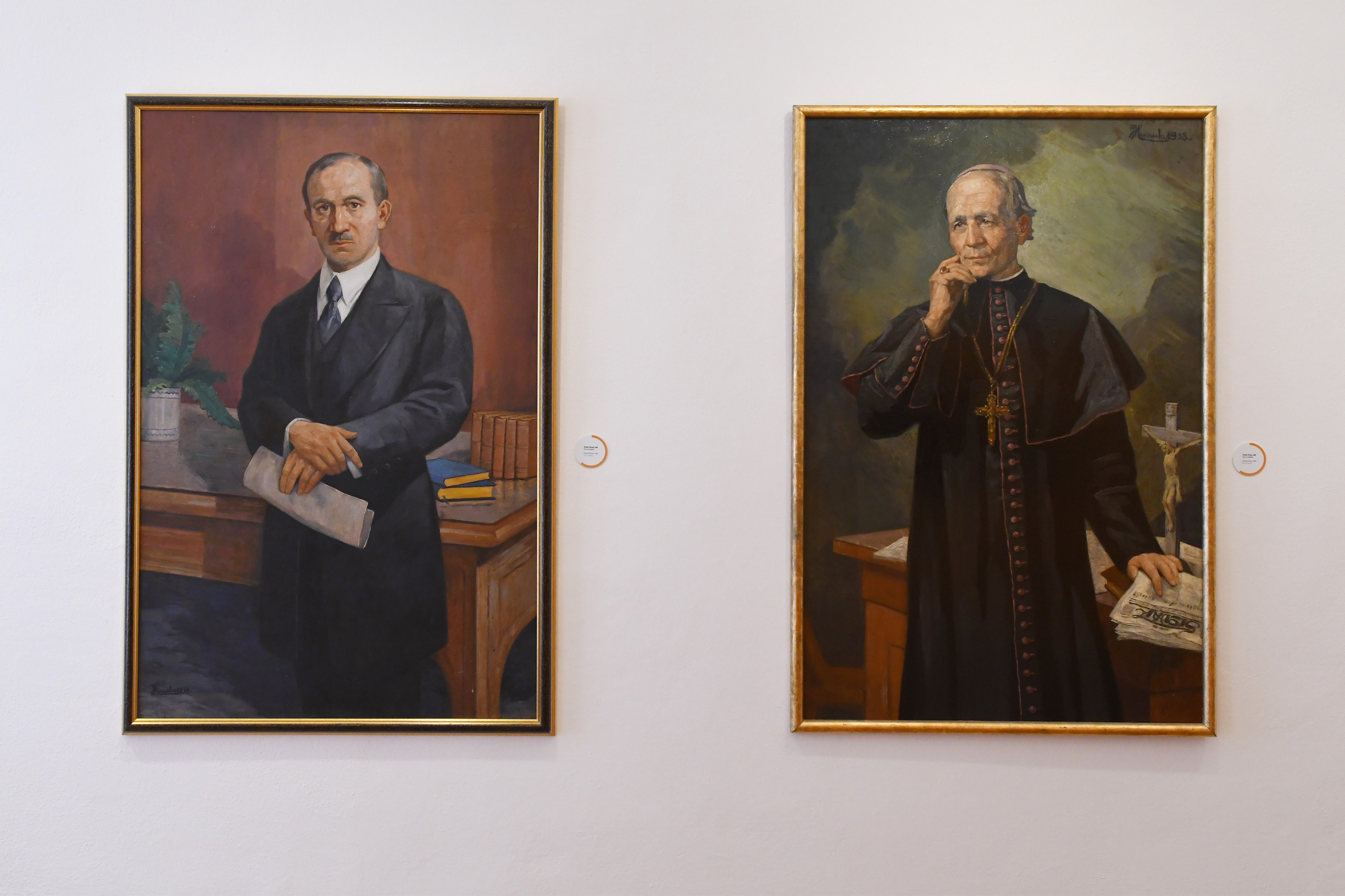 Ústavní právnici o Benešových dekrétoch: súčasné konfiškácie sú protiústavné