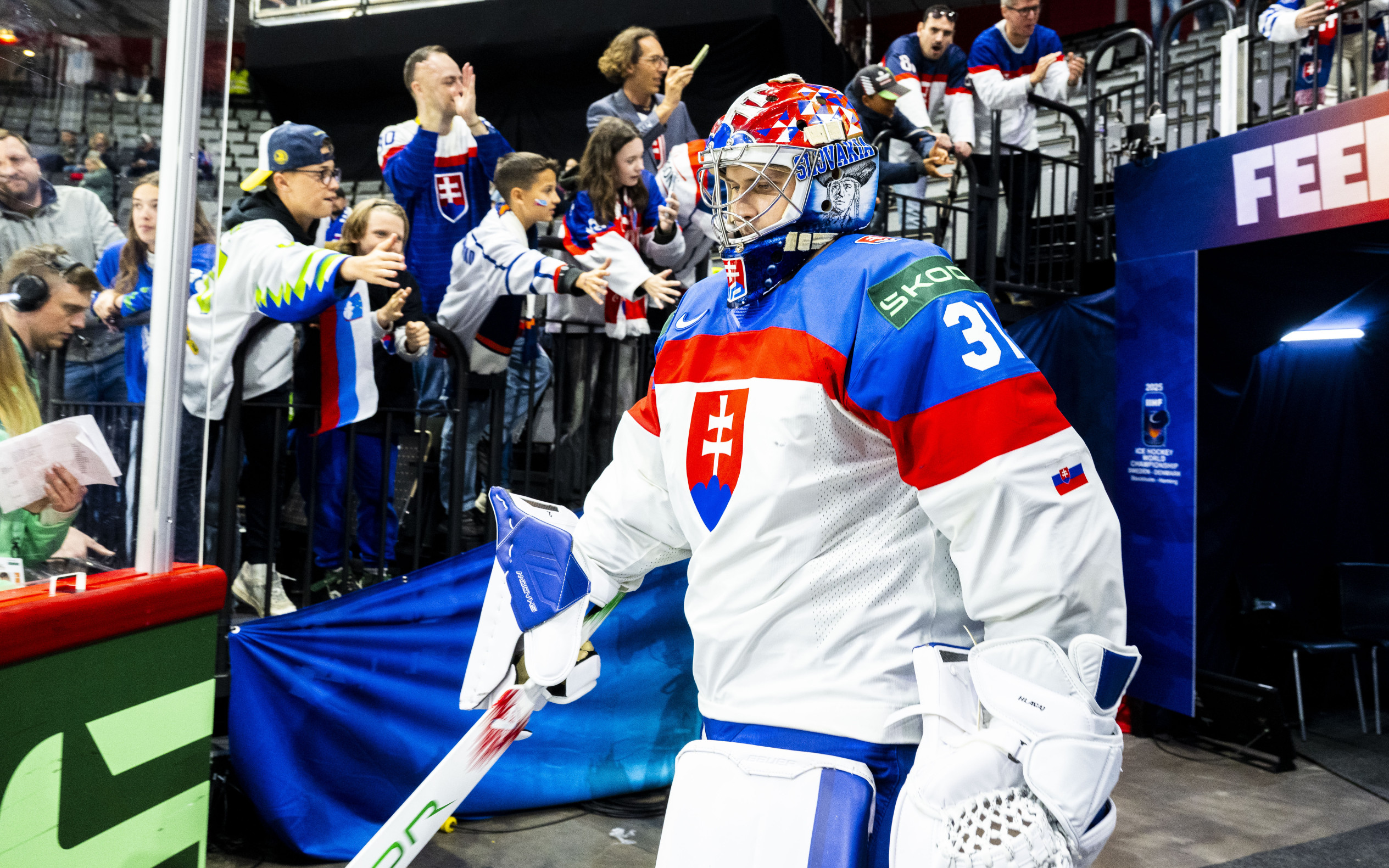 Ráno s NHL: Vlani bol Hlavaj lepší než hviezda Minnesoty, teraz ho poslali z farmy preč. Russo z portálu The Athletic: Ak chce chytať, musí odísť