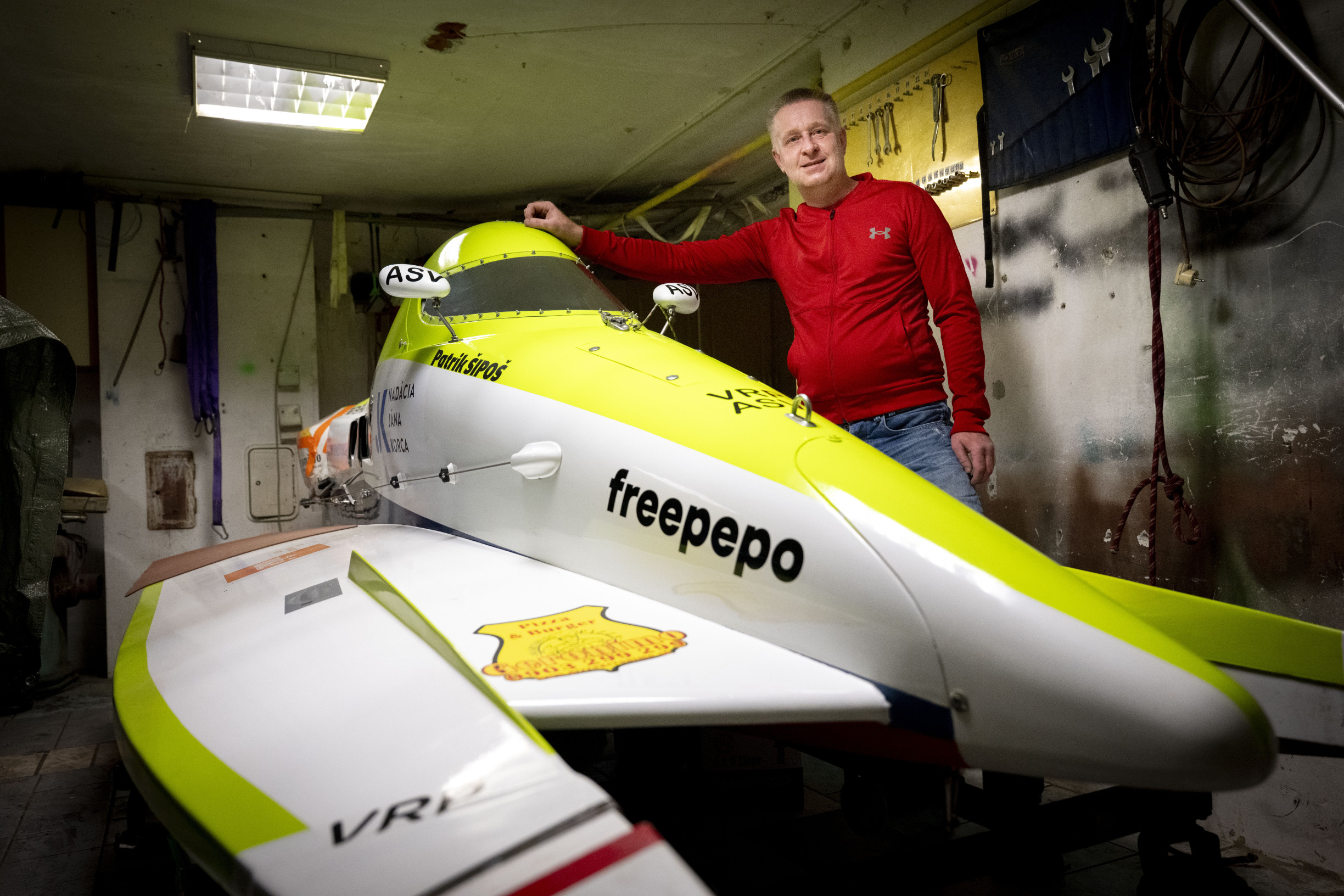 Na sviatky doma, hoci s náramkom. Josef Šipoš za pestovanie marihuany sedel roky, najťažšie prežíval samovraždu spoluväzňa