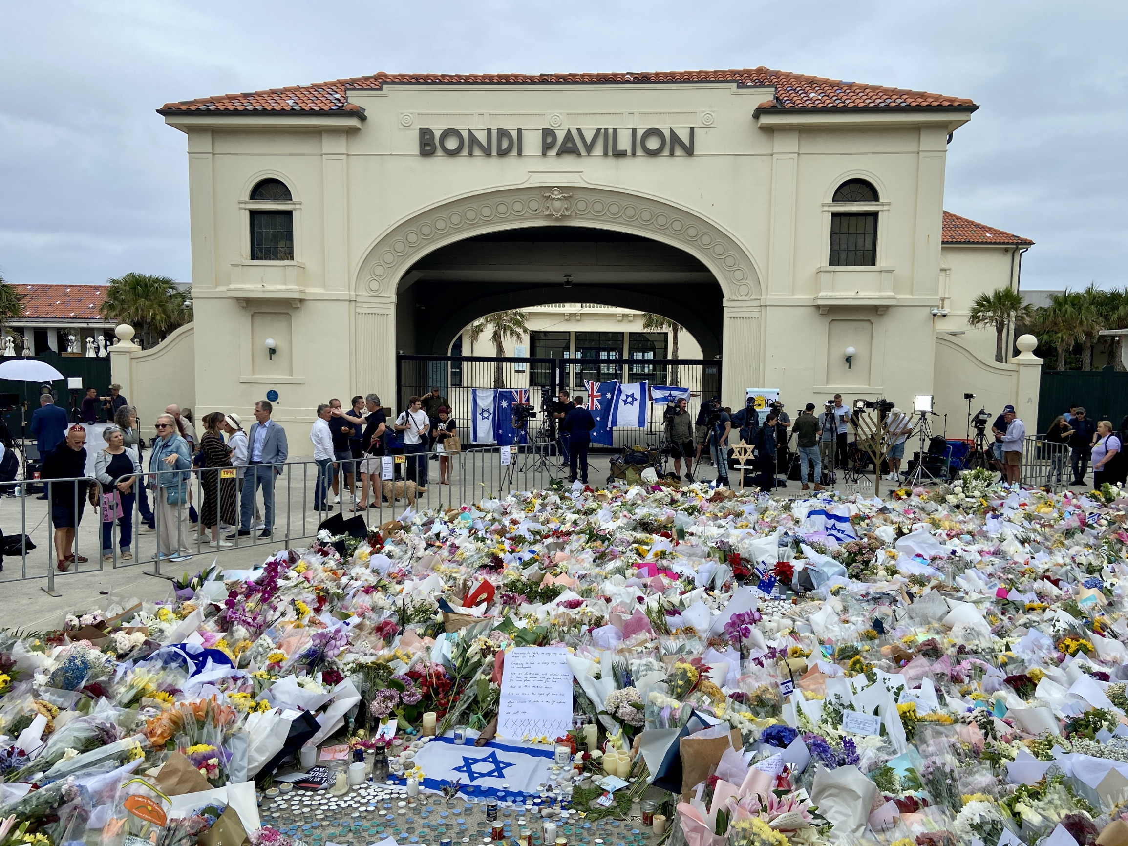 Po Austrálii musíme pripomínať tisíc tvárí teroru aj hrdinského odporu proti nemu