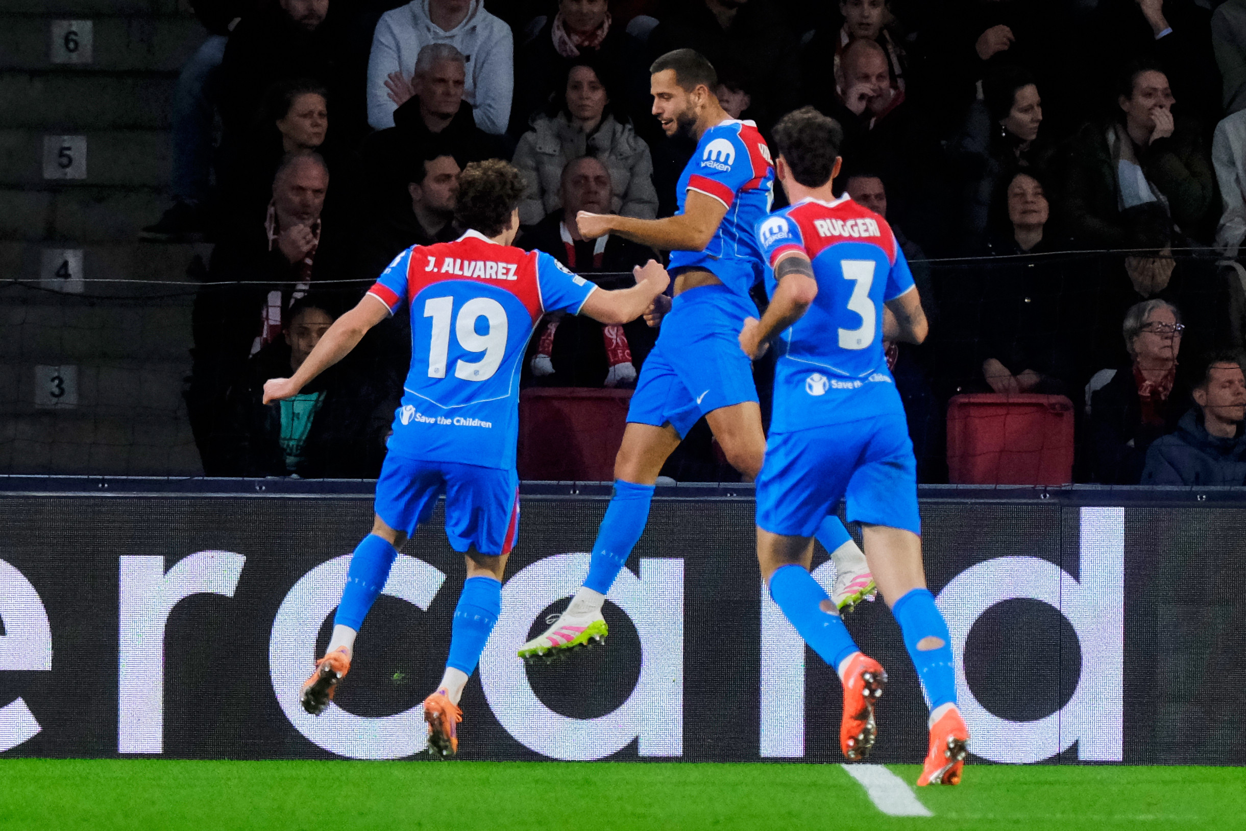 Preto o&nbsp;Hanckovi hovorili, že je muž s&nbsp;dušou útočníka. Pre ten pohľad tesne pred kľúčovým gólom, ktorý dal v&nbsp;Lige majstrov