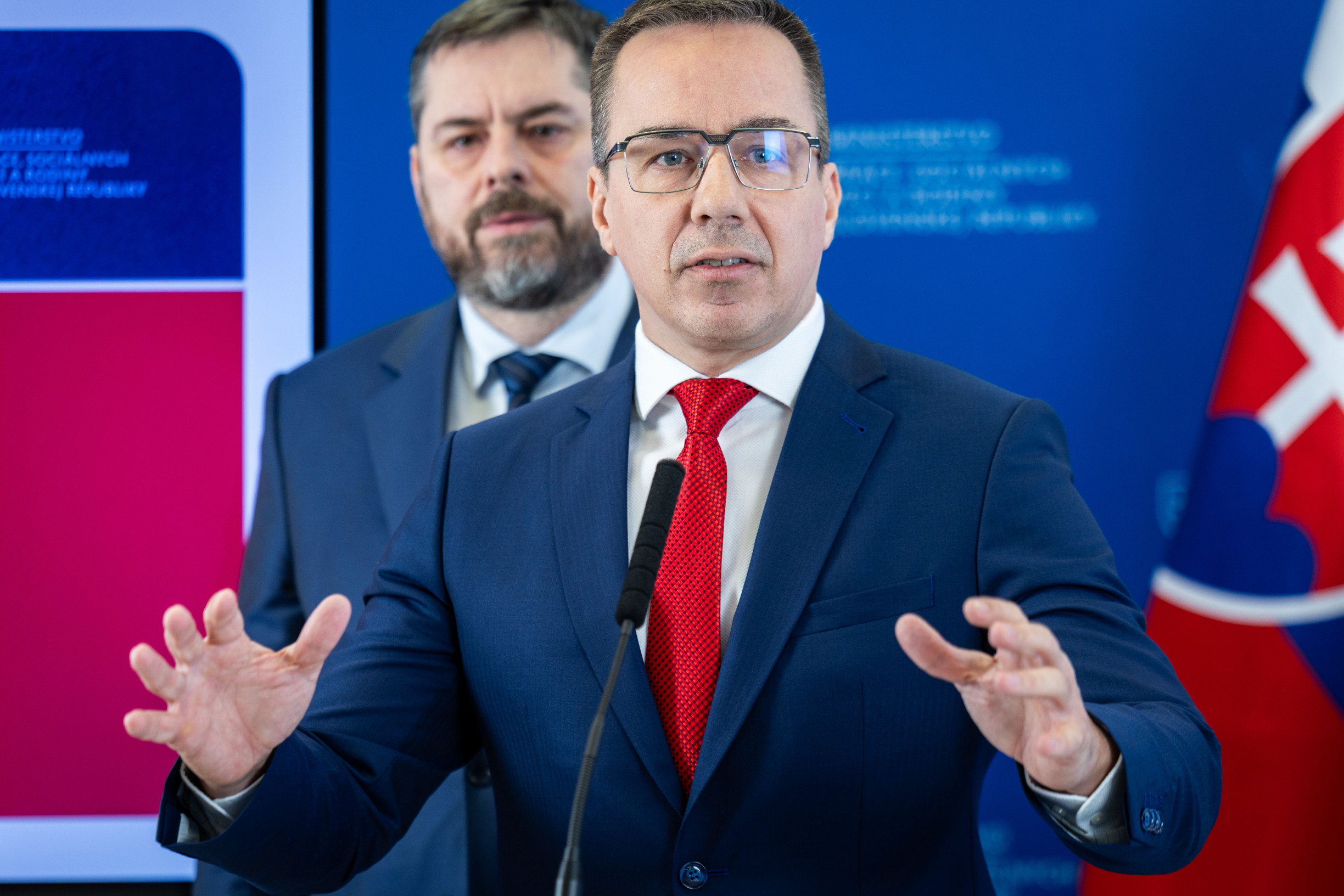 Na podvod treba dvoch