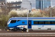 Cez Bratislavu začne jazdiť najmodernejší český ComfortJet. Výluky ho spomalia