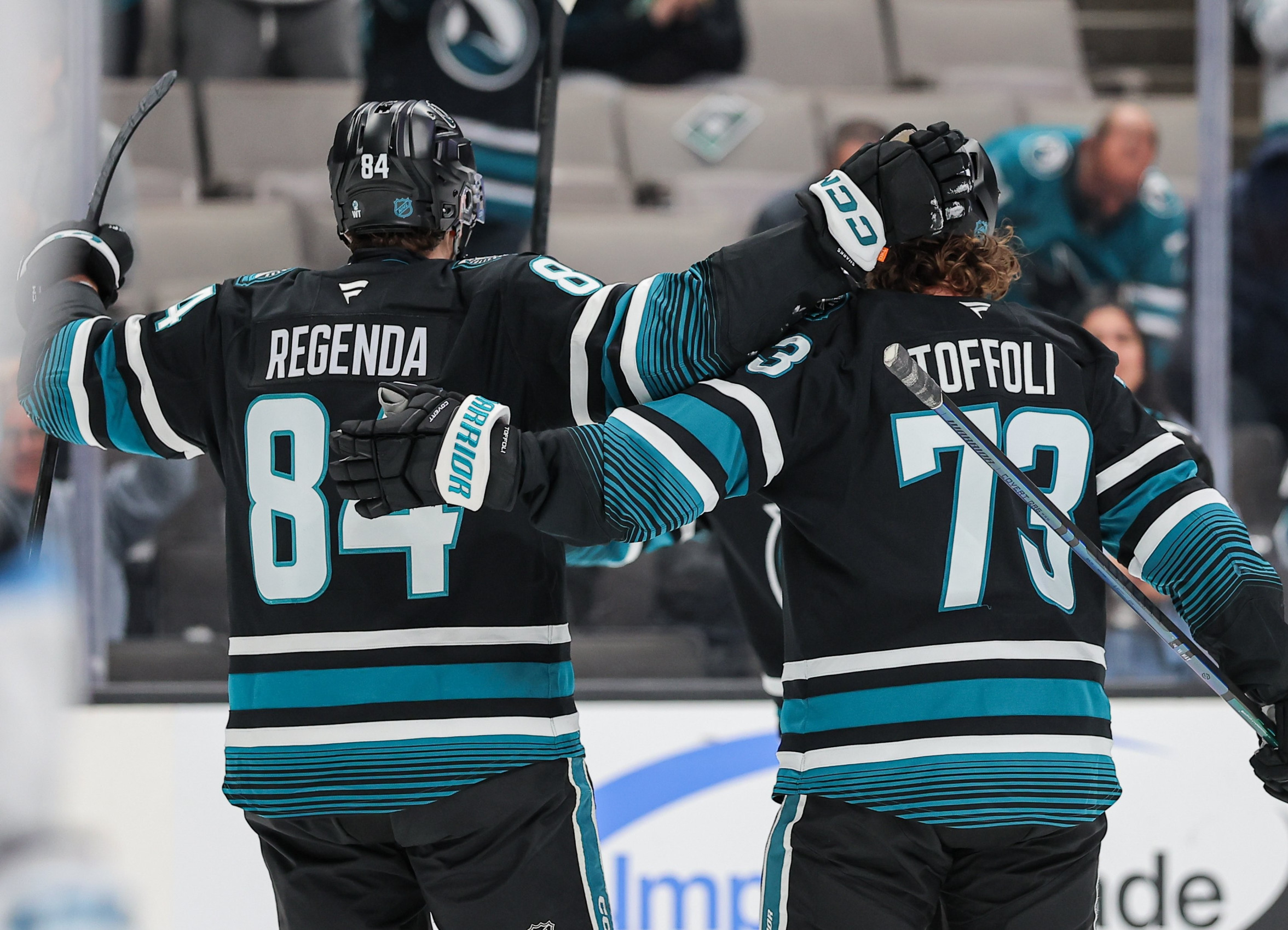 Ráno s NHL: Čo má ešte Regenda urobiť, aby si ho ponechali v NHL?