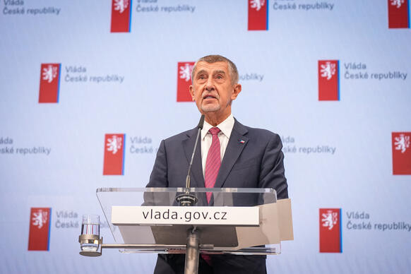 Vyhral voľby, no narazil na Hrad. Babišova vláda má program, ale nevie presadiť svojho ministra