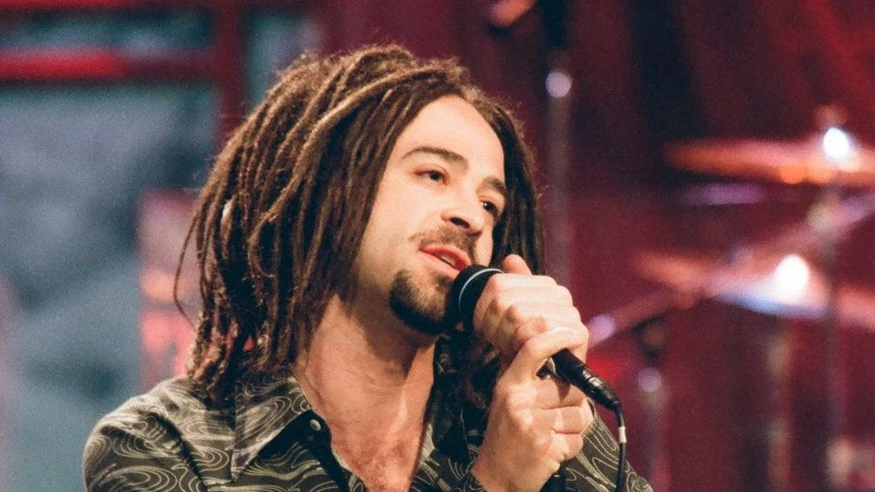 Kedy ste naposledy videli Counting Crows? Teraz sa do nich môžete zamilovať nanovo (tipy, čo pozerať)
