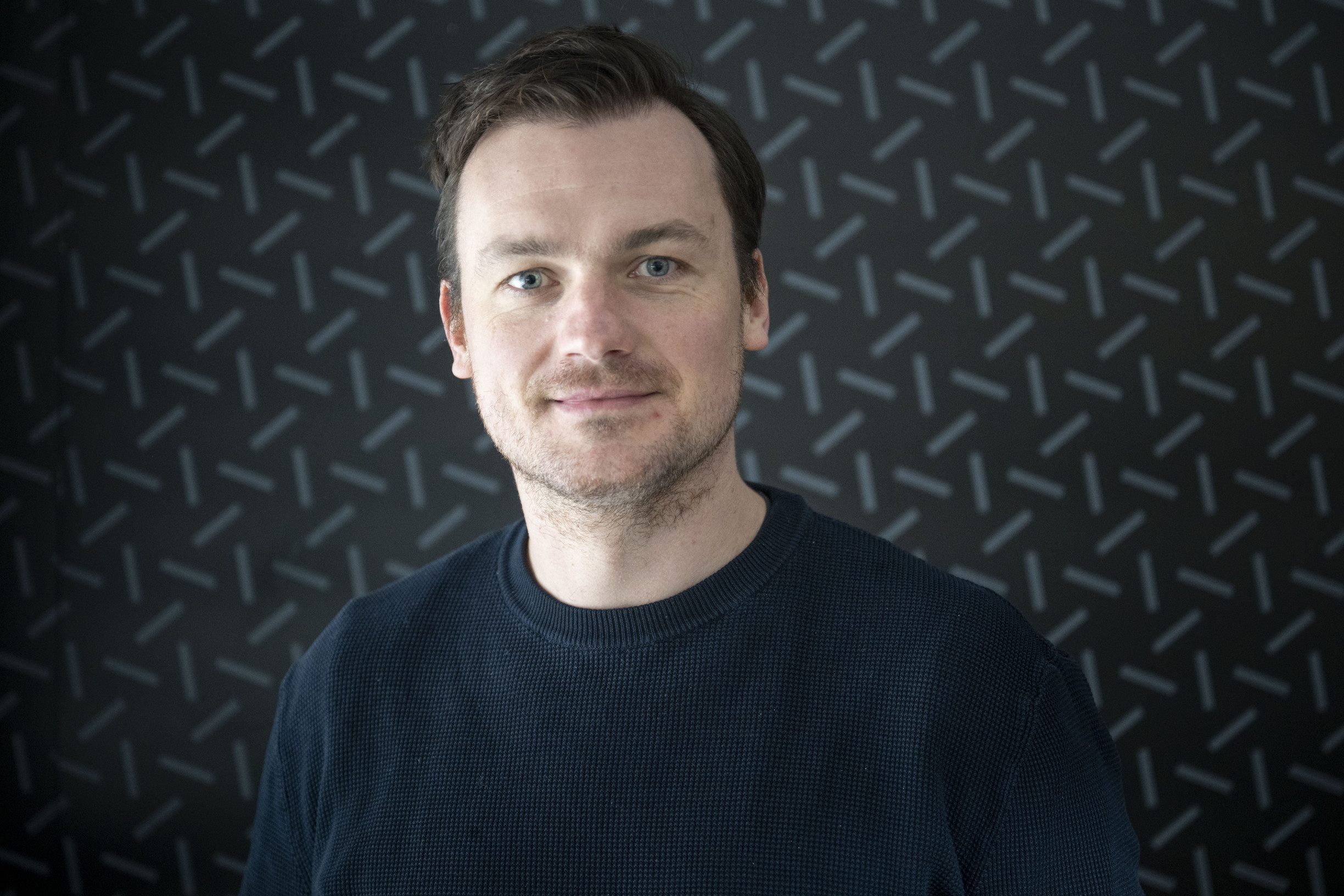 Ekonóm Lorko: Typický darca neexistuje, prosociálne správanie nie je morálny luxus, ale základ fungujúcej spoločnosti