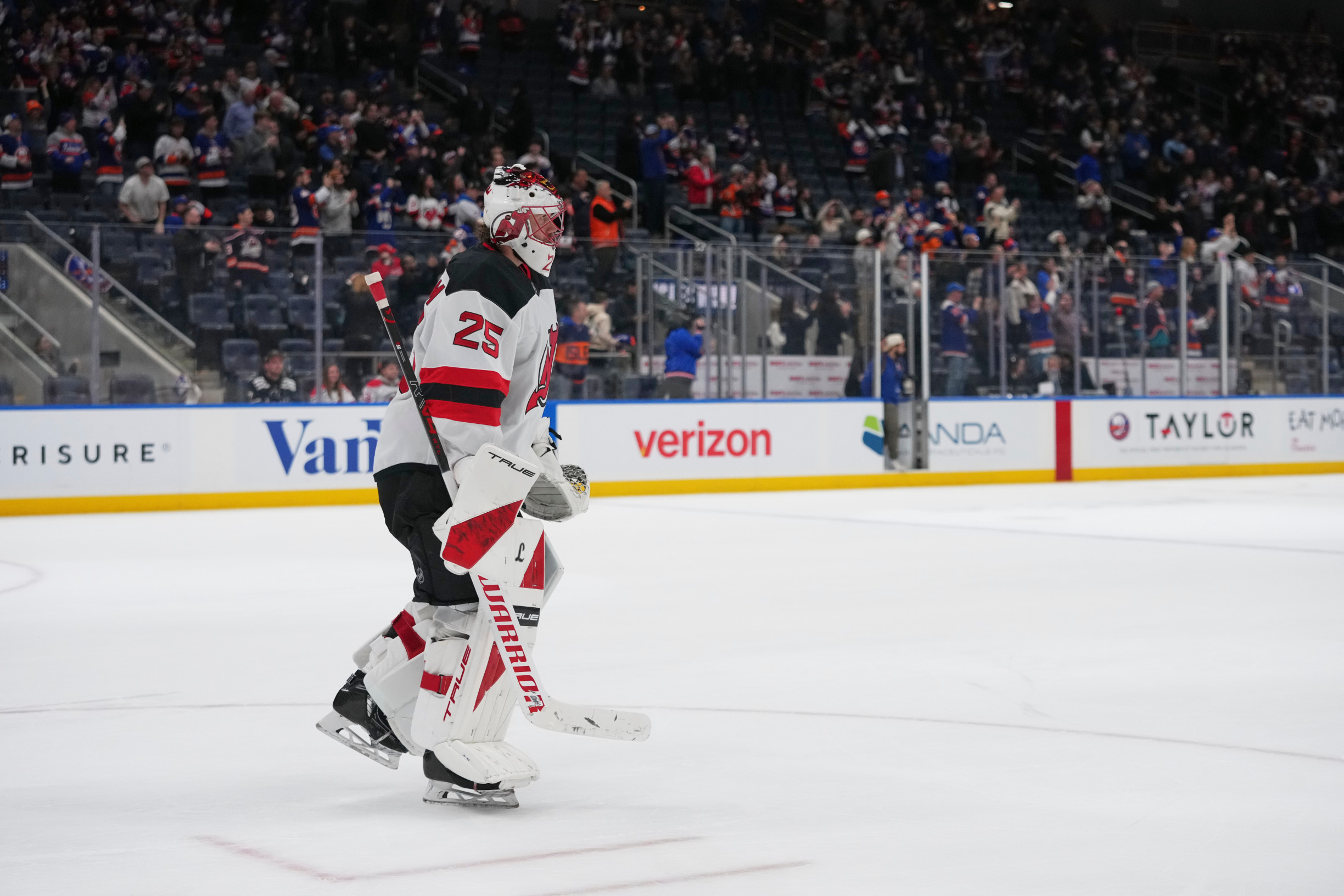 Ráno s NHL: New Jersey poškodil vlastný manažér. Aj výrokom, že Nemec bol najlepším obrancom v tíme