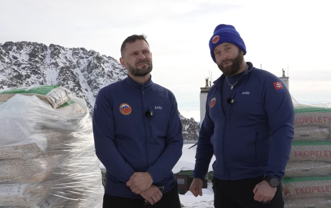 Predseda KST Peter Švec a chatár Tomáš Hvizdák porušili v Tatrách zákon túrami mimo chodníkov