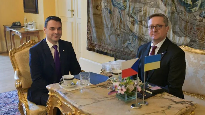 Okamurov novoročný prejav vyvolal napätie s Ukrajinou. Praha a Kyjiv sa ho snažili utlmiť diplomatickou cestou