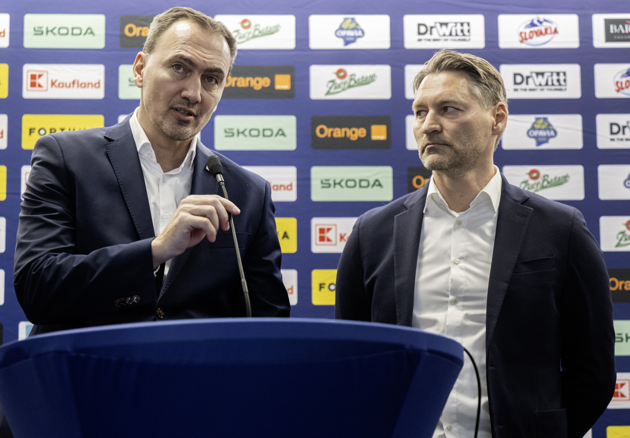 Šatan o KHL: Hráči z Ruska neporušili žiadny zákon a poctivo si zarábajú. Politici rozdeľujú rodiny, my chceme spájať