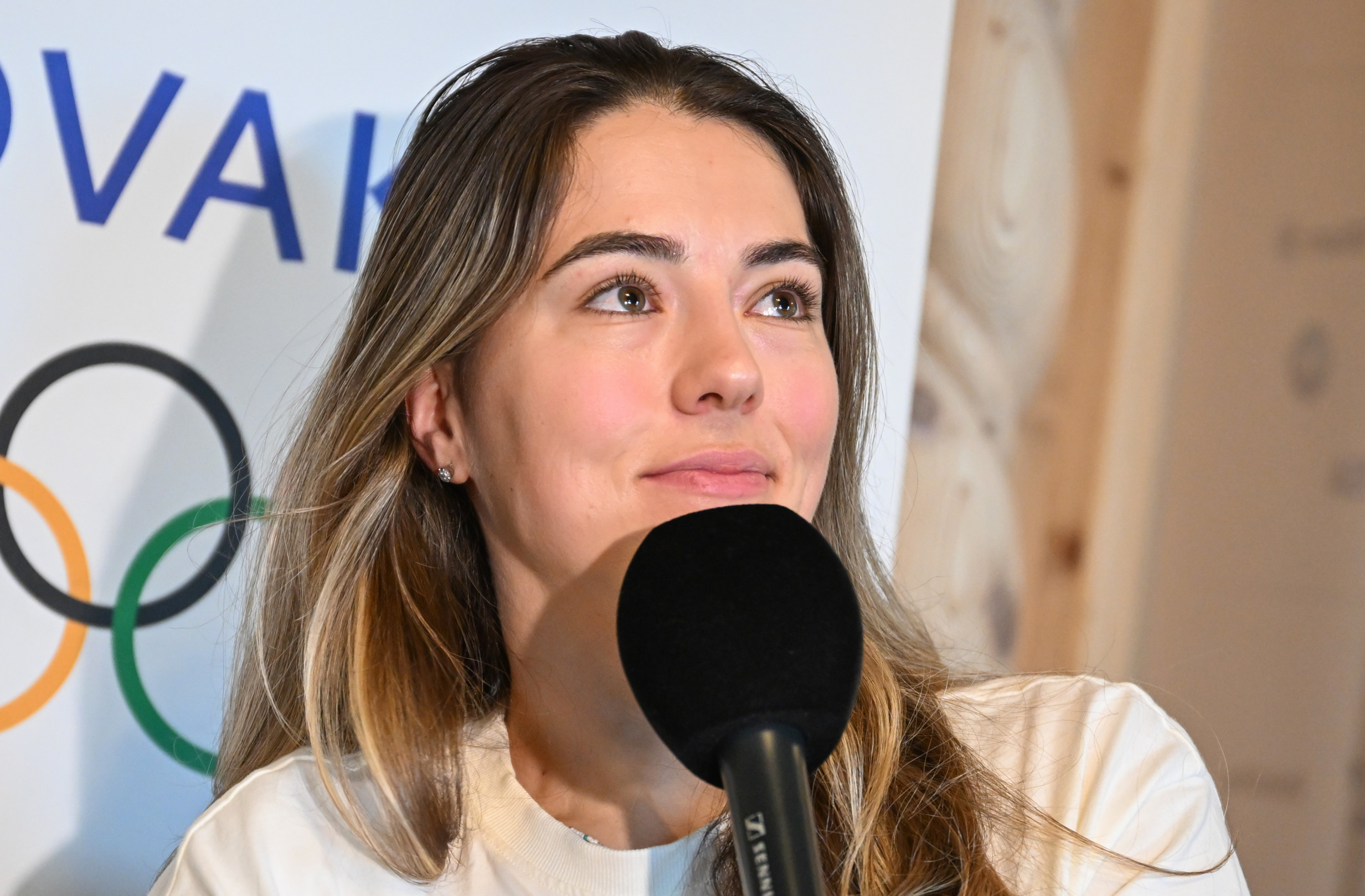 Keď stratíte všetko, pozeráte sa na to inak, vraví Vlhová. Na čo myslí pred návratom a čo očakáva od nás pri televízii