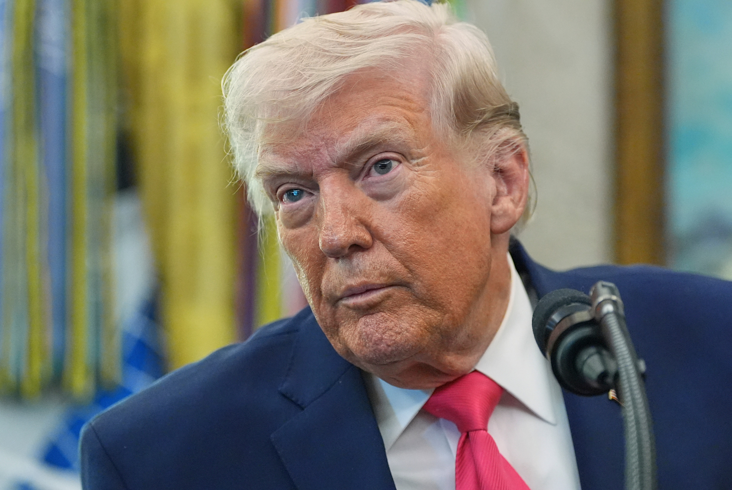 Svetový newsfilter: Trump zvažuje masívny úder proti Iránu, prinieslo by to ďalší chaos