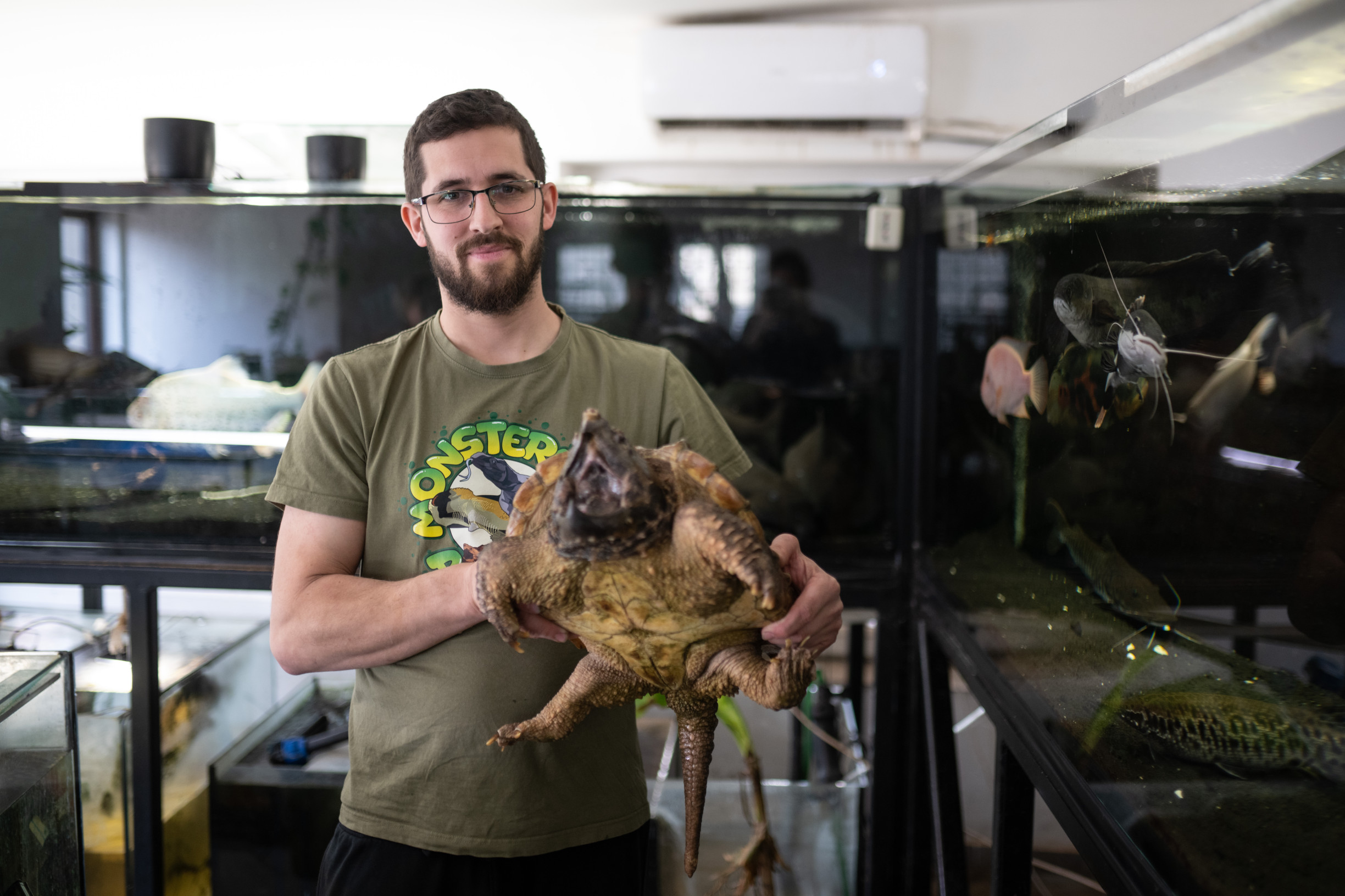 Táto beštia sa dožije aj sto rokov. Ján Juria vedie azylový dom pre ryby a plazy, ktoré prerástli majiteľov