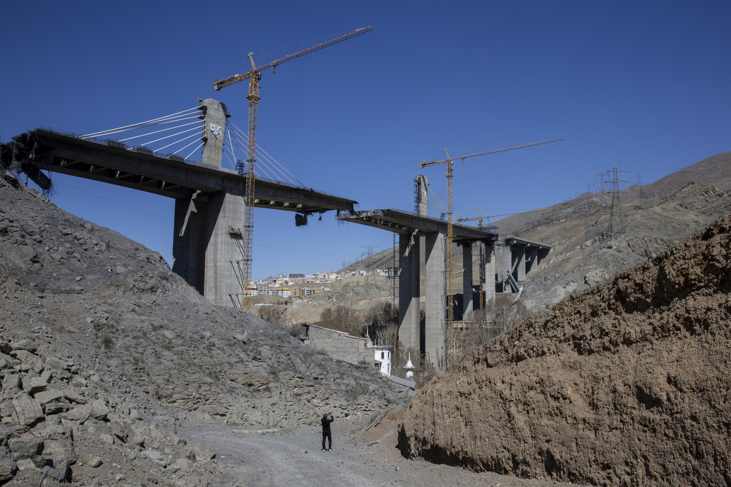 Ako to číta Ivan Mikloš: Pokus o prognózu ďalšieho vývoja vojny na Blízkom východe