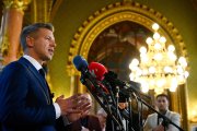Kto bude v Magyarovej vláde? V Tisze sa formuje atlantická zahraničná politika a kabinet expertov
