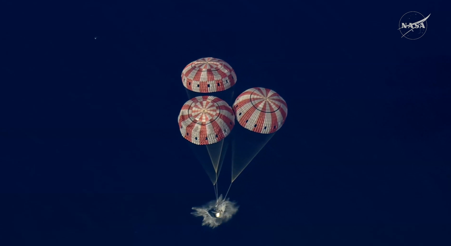 Loď Orion úspešne pristála na Zemi. Desať vecí, ktoré si pamätať na misii Artemis II