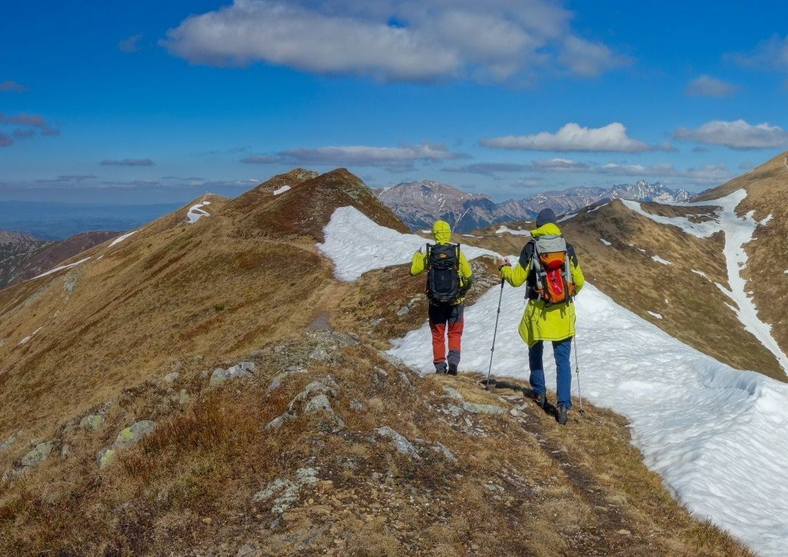 Hiking Basecamp: Poľské Tatry ponúkajú jarné túry v čase sezónnej uzávery na slovenskej strane