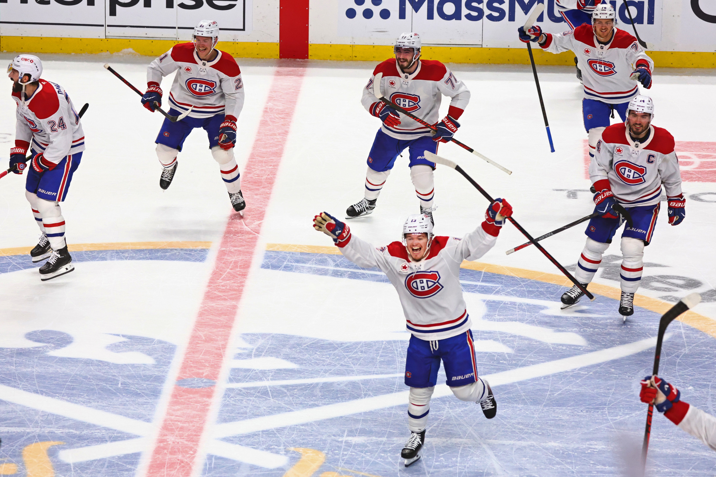 Ráno s NHL: Montreal postupuje, pochybnosti o Slafkovskom zostali. Analýza 15 kľúčových momentov