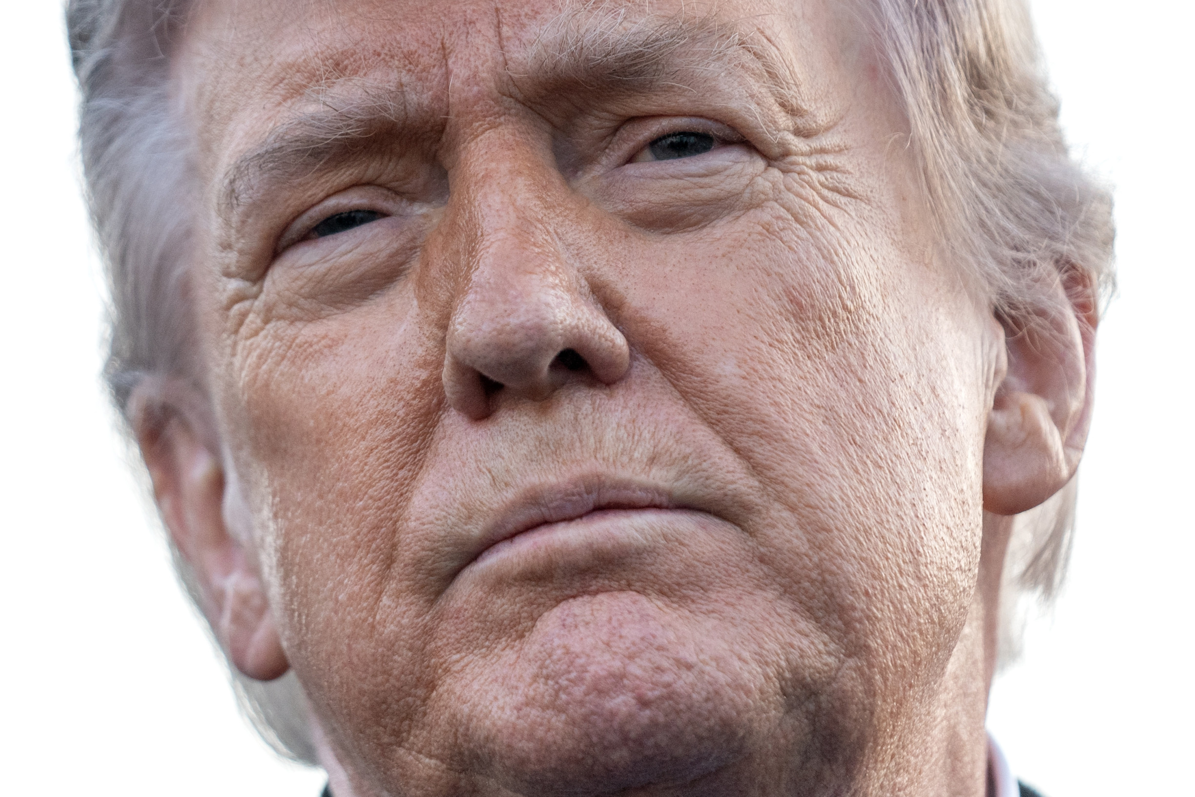 Trumpov svet (494. deň): Vyrieši iránsky urán tretia krajina? Ako by mohla vyzerať mierová dohoda