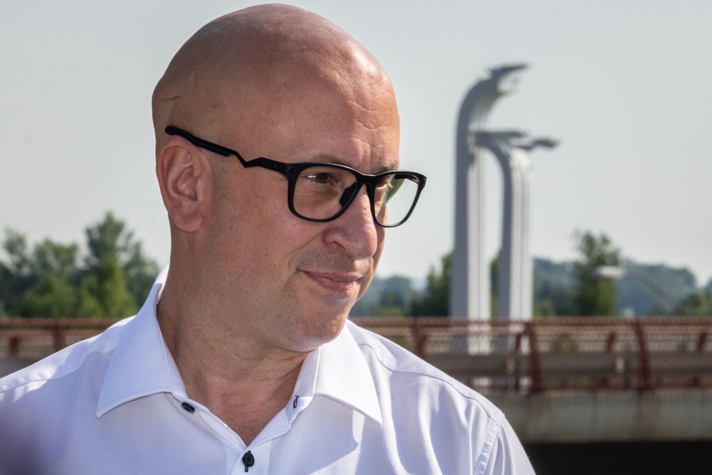 Ráž rozposlal 200-tisíc listov Bratislavčanom. Opozícia spochybňuje spôsob ich doručovania