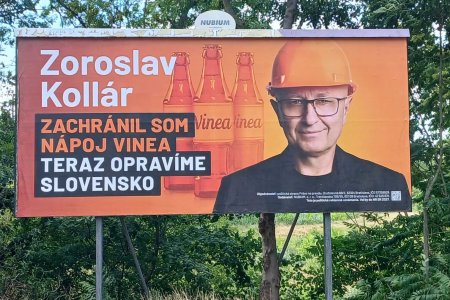 Kofola sa ohradila voči Zoroslavovi Kollárovi, ktorý si robí kampaň cez jej nápoj