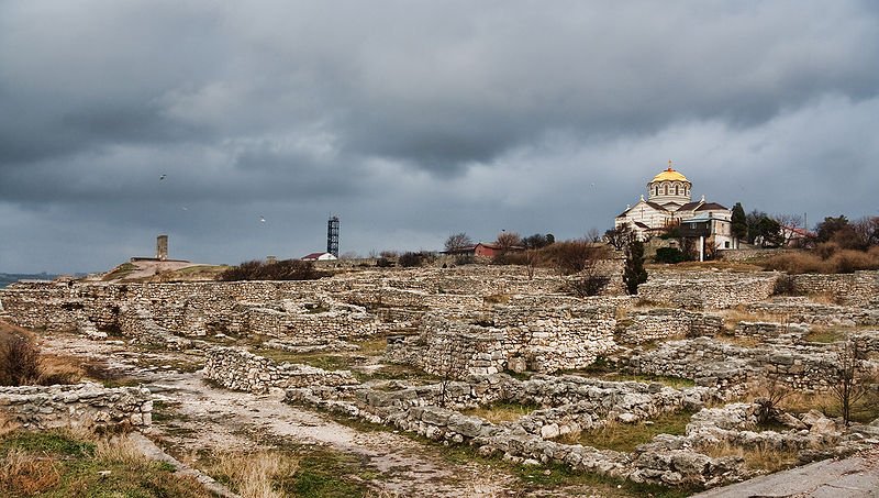 Ukrajinská archeologička: Rusi robia na okupovanom Kryme nezákonné vykopávky