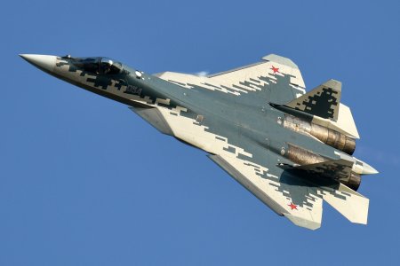 Vývoj bojov (1612. deň): Rusom padla najmodernejšia stíhačka Su-57. Špekuluje sa, že po kyberútoku si ju zostrelili sami