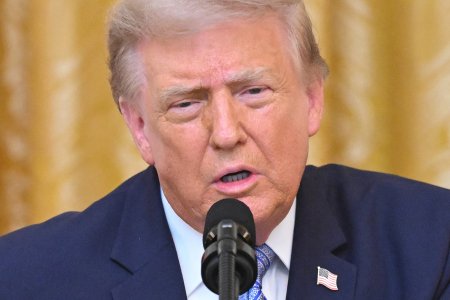 Trumpov svet (543. deň): Televízie sa báli jeho konšpirácií a radšej ho neodvysielali. Trump znovu spochybnil svoju prehru a vyvolal nové obavy