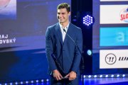 Viac peňazí mi netreba. Päť výrokov Juraja Slafkovského vám ukáže, prečo je hokejista roka