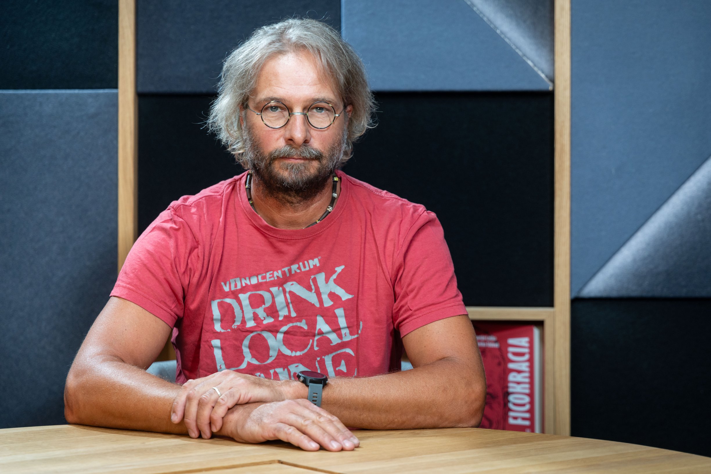 Vinár Bahna splavil Dunaj: Je to pocit slobody. V&nbsp;plytkej vode sme videli potopenú loď
