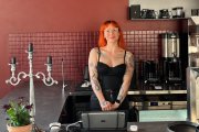 Oslo je ako Bratislava pred desiatimi rokmi. Nórov učím, že káva je zábava, vraví slovenská majiteľka metalovej kaviarne