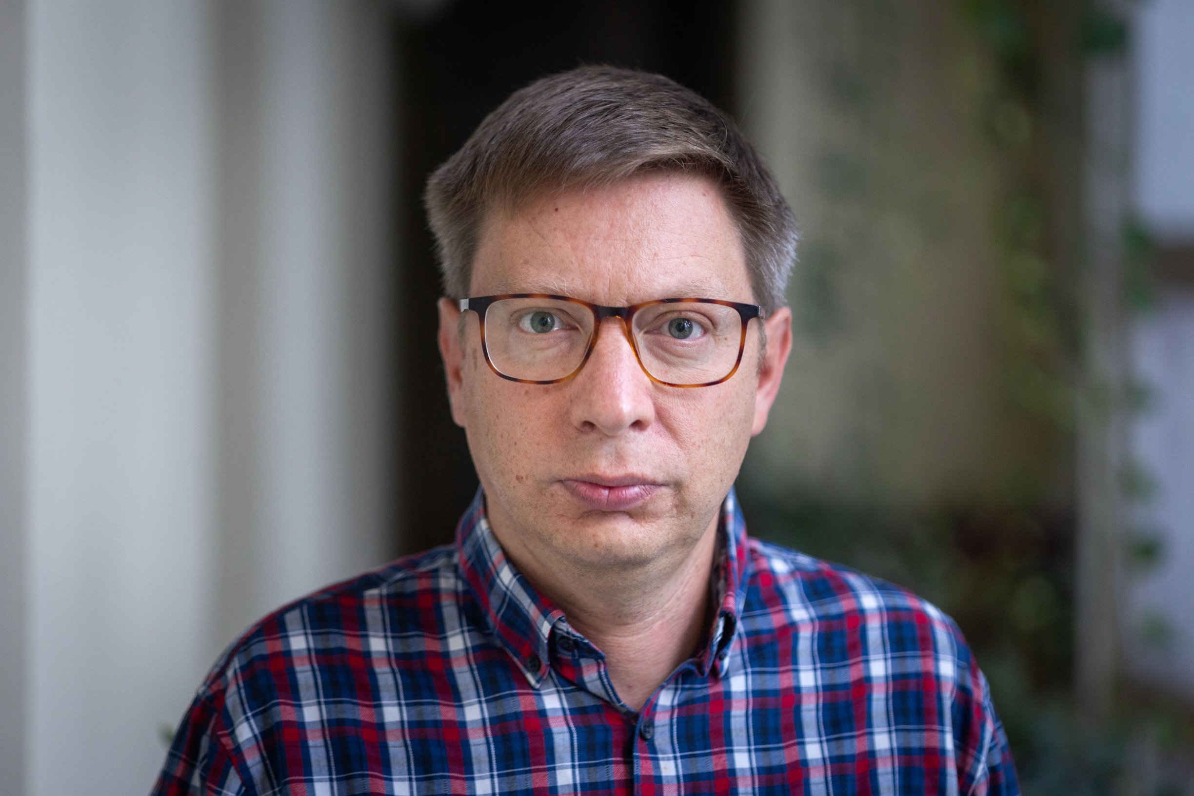 Psychológ Bilewicz: Vo vojne sa konšpiračné teórie môžu meniť na presný opis reality