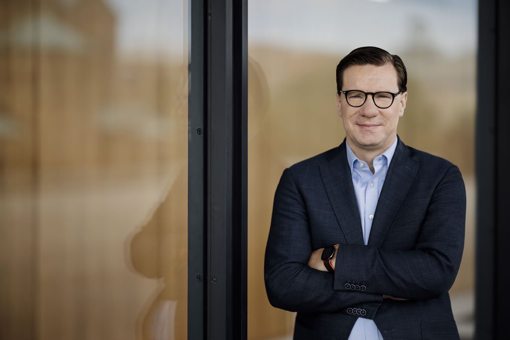 Všetci sa tu neustále boja, že sa Putin nahnevá, hodnotí reakciu Berlína na hybridné útoky vojenský expert